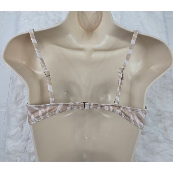 Wild Fable Underwired Bikini Top Medium - Picture 2 of 3